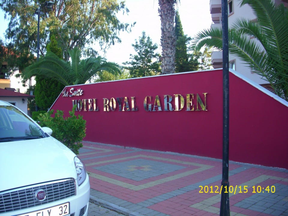 Eingang zum Hotel Hotel Royal Garden Beach