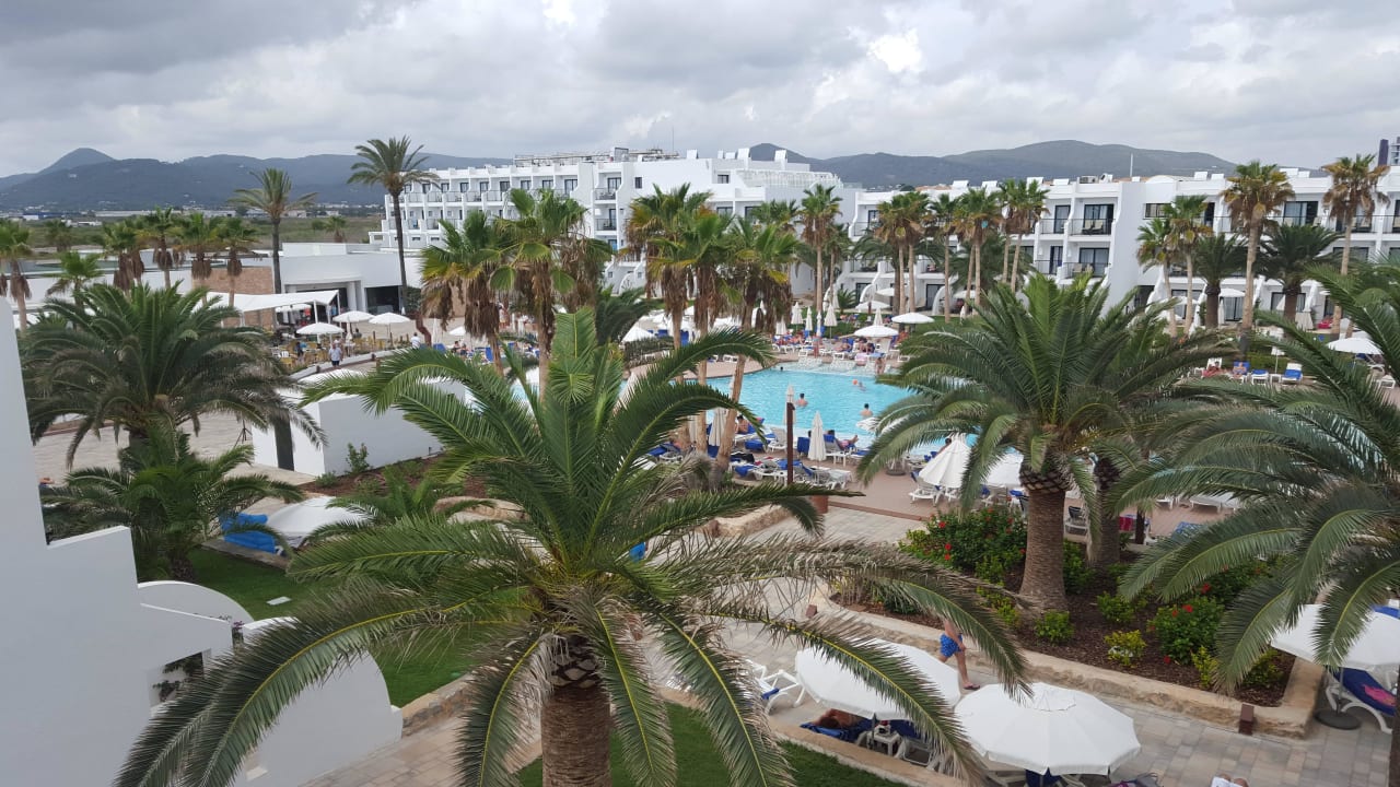 Ausblick Zimmer- Pool-view Grand Palladium White Island Resort & Spa