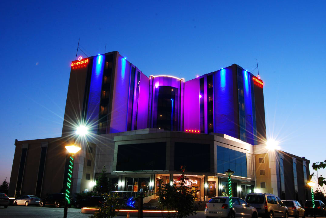 Außenansicht Hotel Emexotel Kocaeli