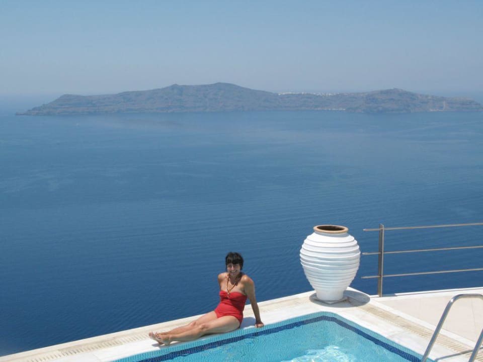 Pool with view to Caldera Hotel Homeric Poems