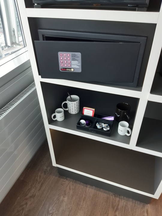 Zimmer INNSiDE by Meliá Düsseldorf Hafen