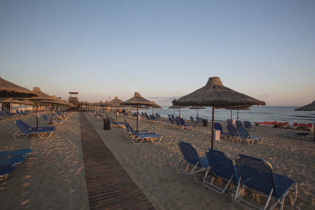 Strand Anissa Beach & Village