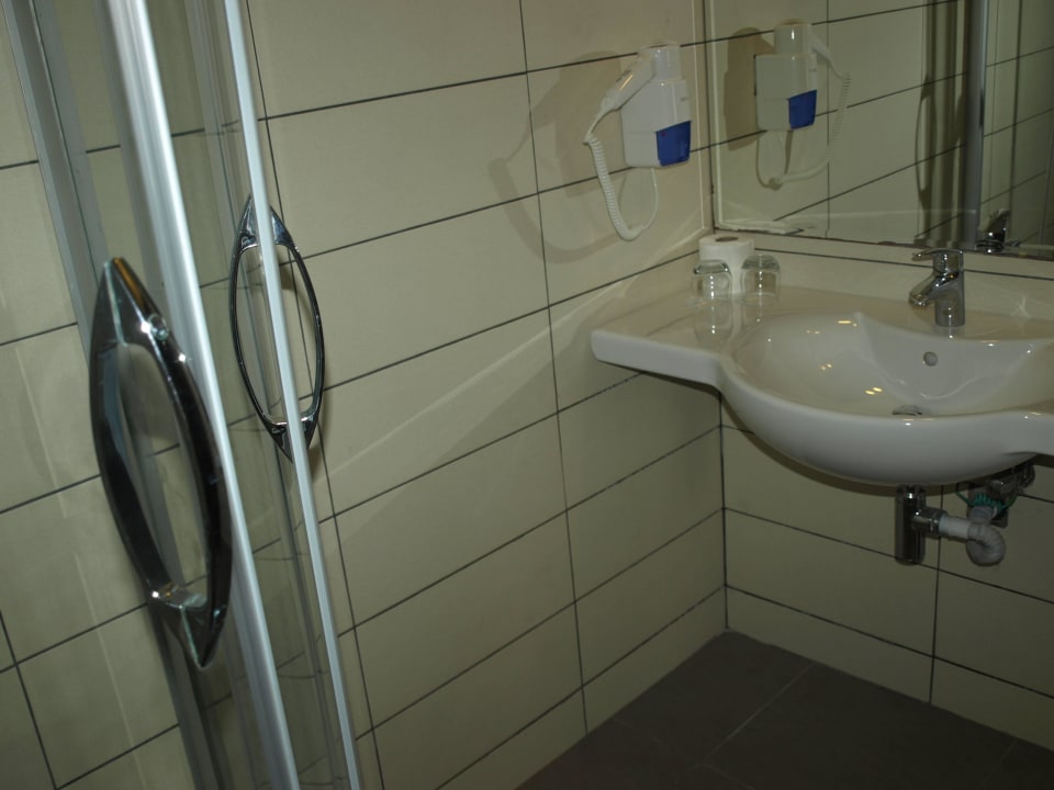 Bad Salamis Bay Conti Resort Hotel & Casino