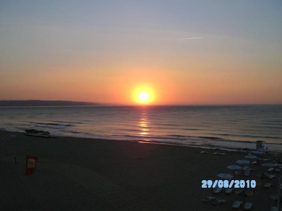 Sonnenaufgang vom Zimmer aus gesehen Hotel Borjana
