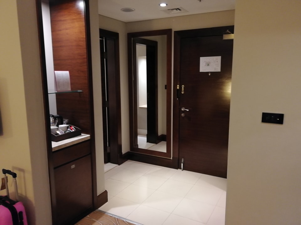 Zimmer The Tower Plaza Hotel Dubai