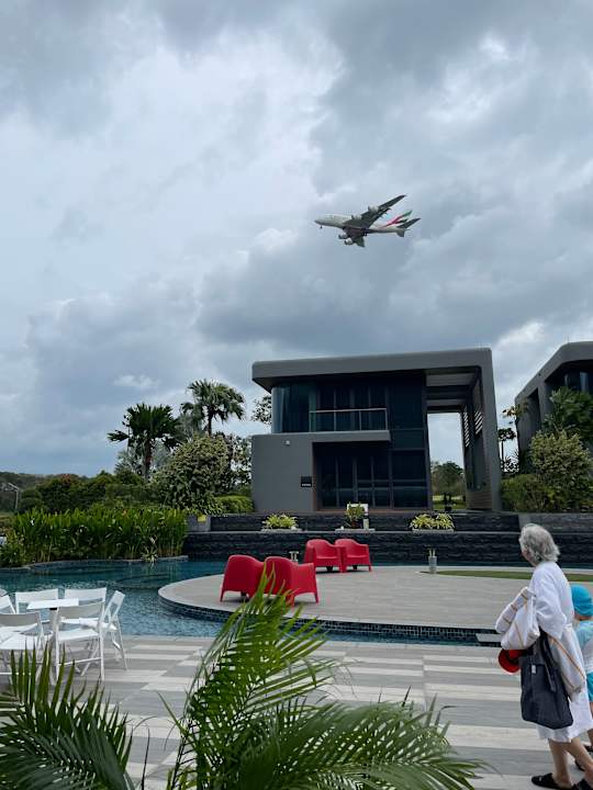 Pool Dusit Thani Laguna Singapore