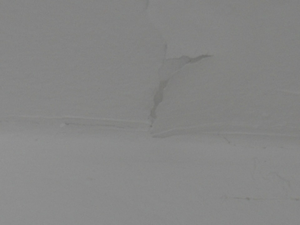 Abgeplatzer Putz SBH Hotel Taro Beach