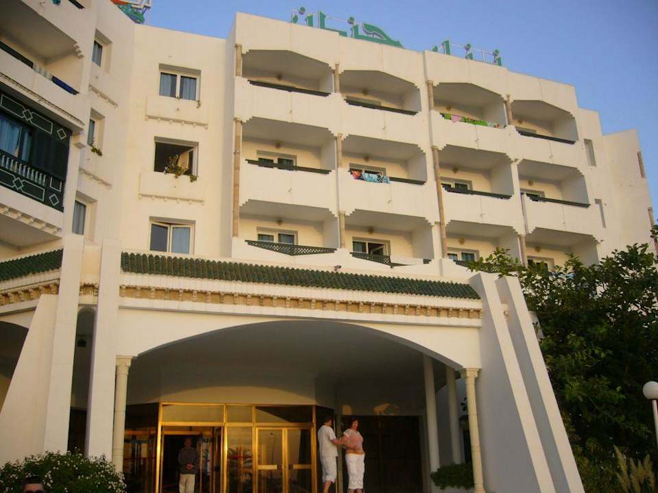 Wejscie do hotelu Hotel Jinene