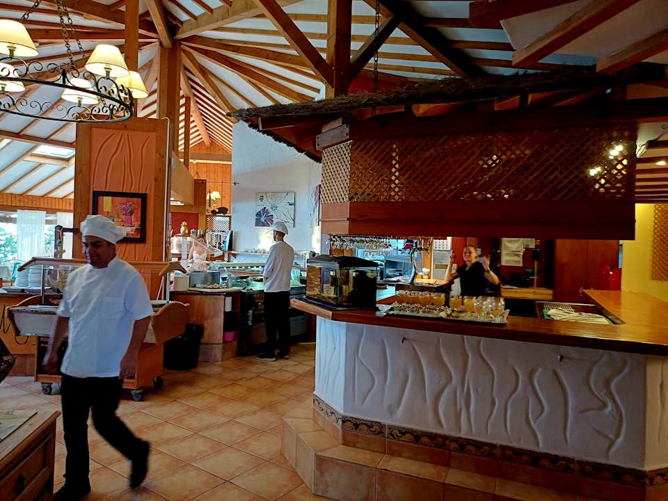 Gastro Marina Playa Suite Hotel