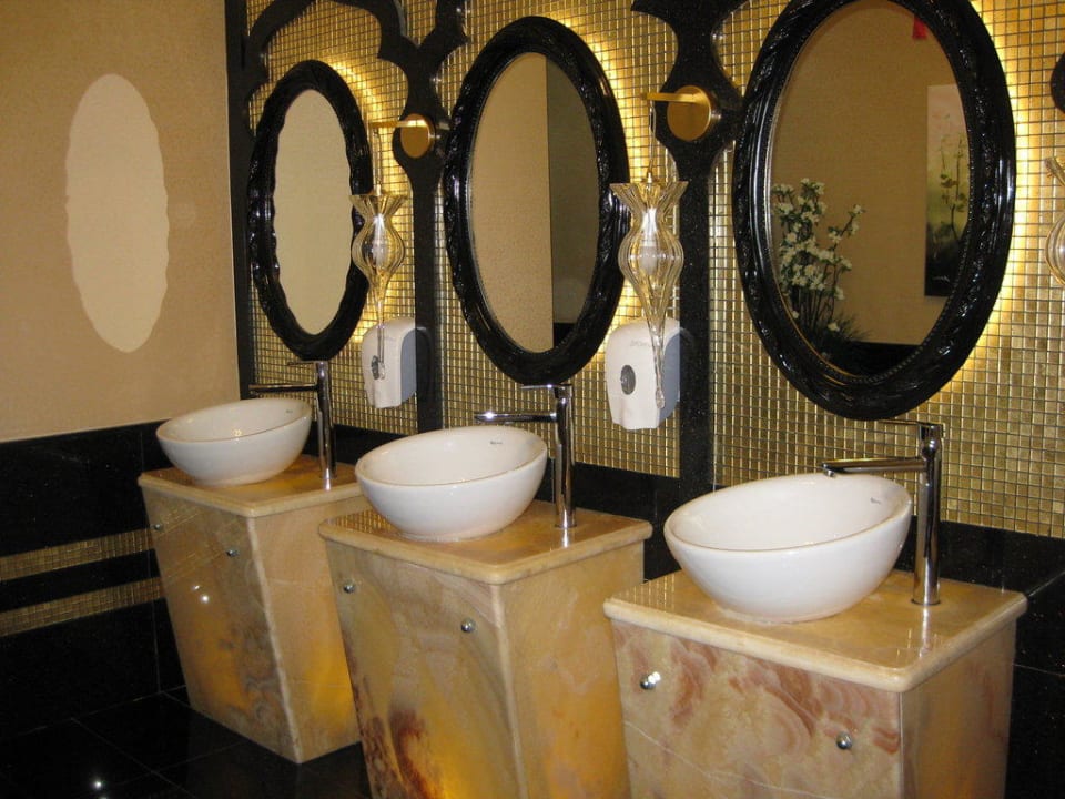 Gästetoilette Diamond Excellence Resort & Spa