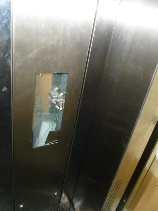 Sonstiges Well Palace Side