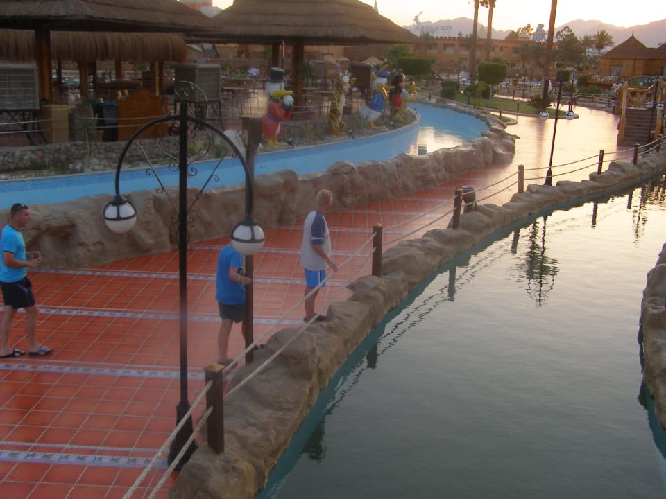 Tu można popływać gondolą Pickalbatros Aqua Blu Resort - Sharm El Sheikh