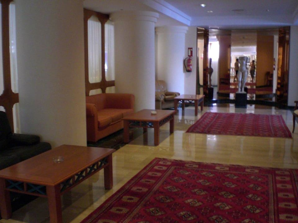 Lobby CM Castell de Mar