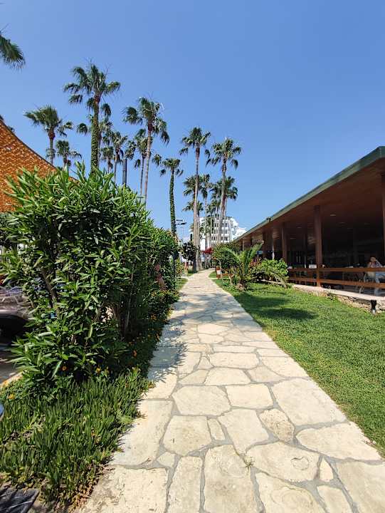 Gartenanlage Hotel Meryan