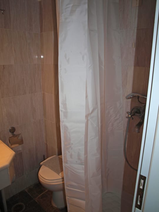 Bad Hotel Alesahne