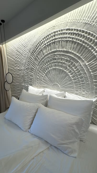 Zimmer Mitsis Selection Rinela