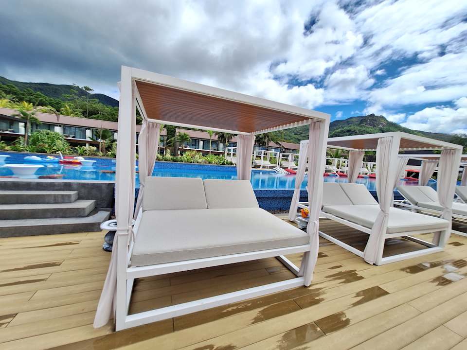 Pool Avani+ Barbarons Seychelles