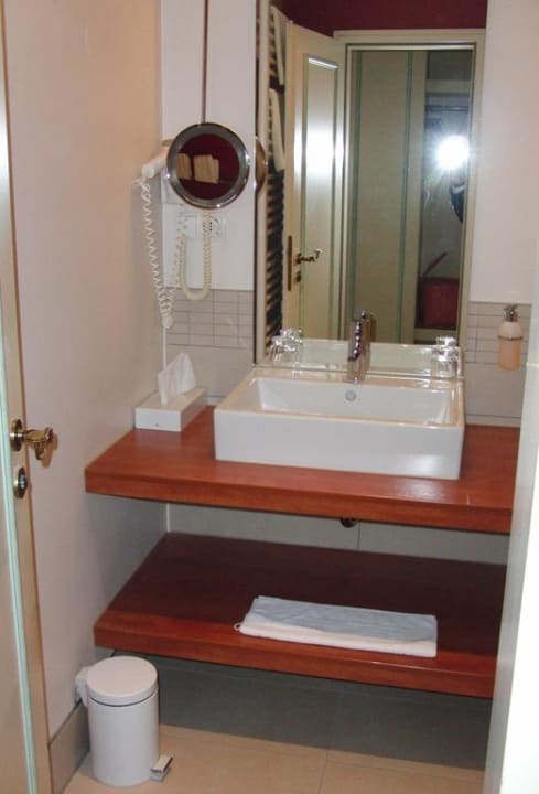 Bad - klein aber schön Hotel Lamm - Mitteltal