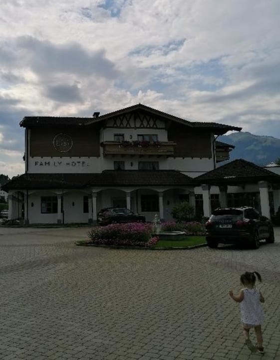 Außenansicht Lisi Family Hotel Reith bei Kitzbühel