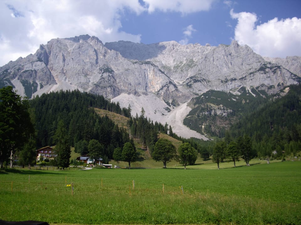 Herrliche Wiesen & tolles Panorama Hotel Rösslhof