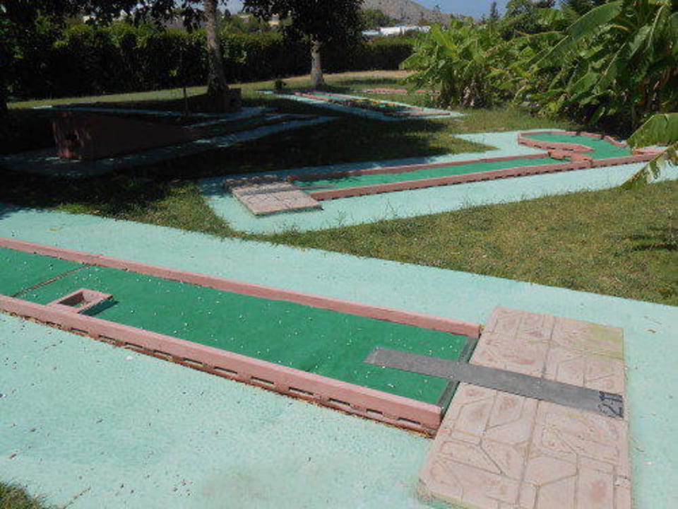 Minigolf Irene Palace Beach Resort Club alltoura