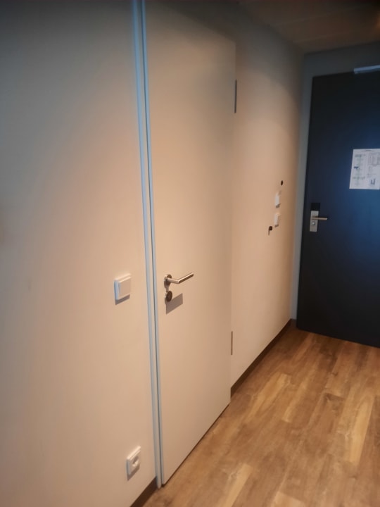Zimmer Holiday Inn - the niu, Mesh Stuttgart Messe