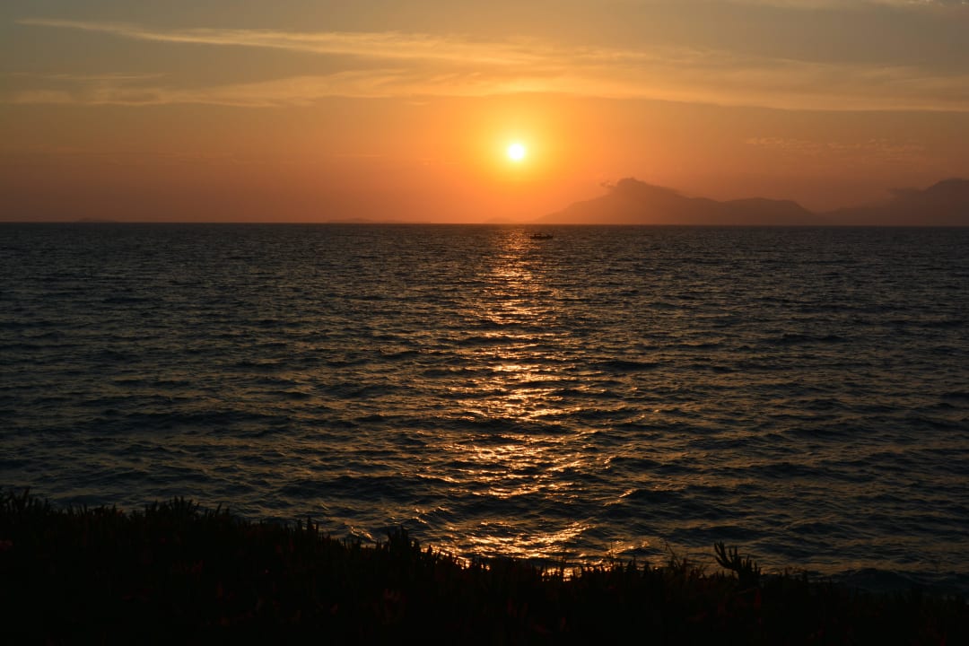 Sonnenuntergang Neptune Luxury Resort