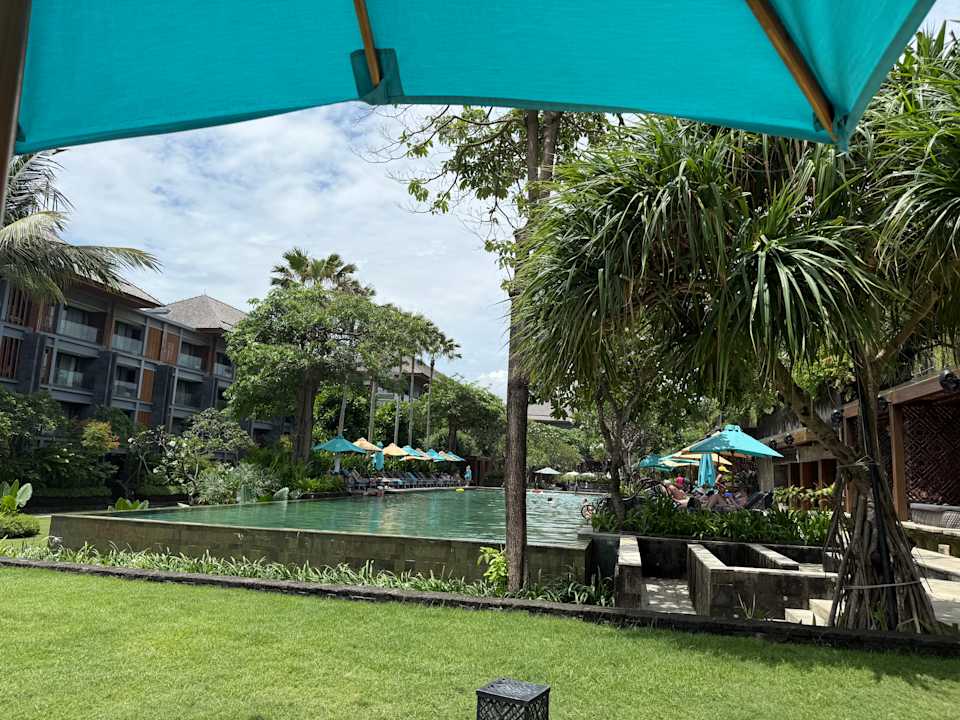 Pool Hotel Indigo Bali Seminyak Beach