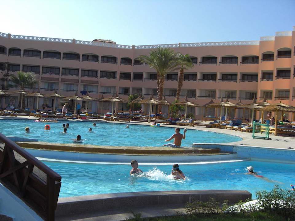 Hauptpool Beach Albatros Resort