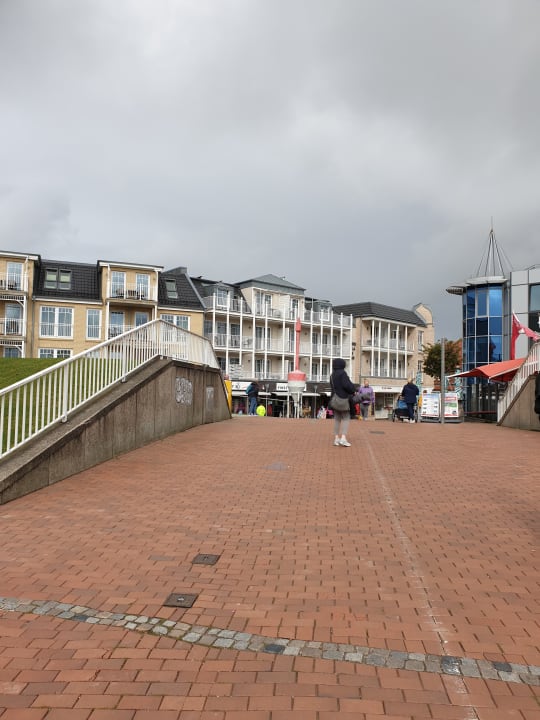 Außenansicht Weisse Villa am Meer Ferienwohnungen