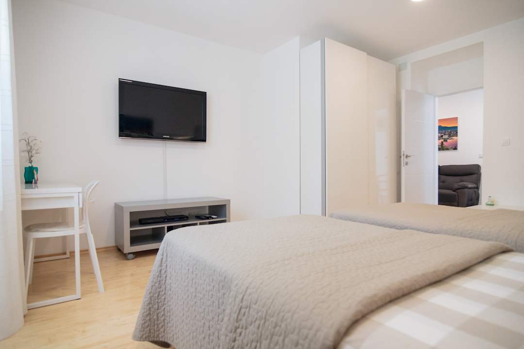 Zimmer Holiday Home Aspalathos