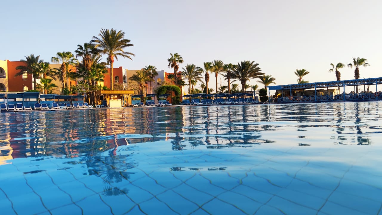 Pool Arabia Azur Resort