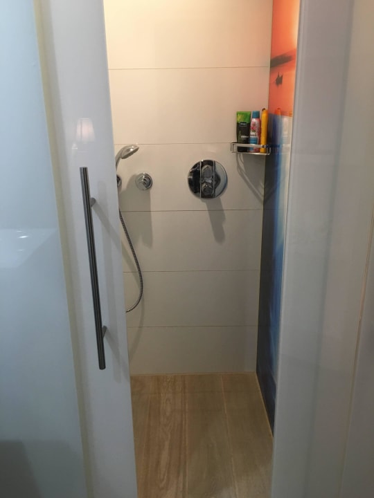 Dusche Van der Valk Hotel A4 Schiphol