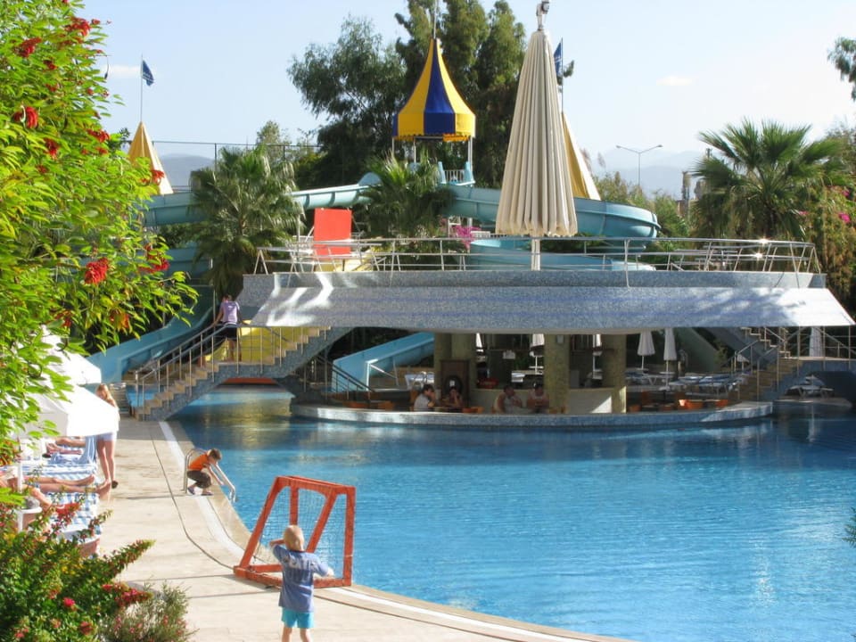 Die Poolbar Saphir Hotel & Villas