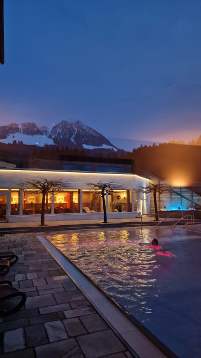 Pool Alm- & Wellnesshotel Alpenhof