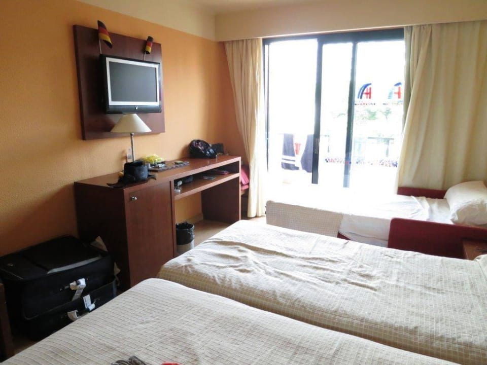 Doppelzimmer mit Zustellbett  Alexandre Hotel Gala
