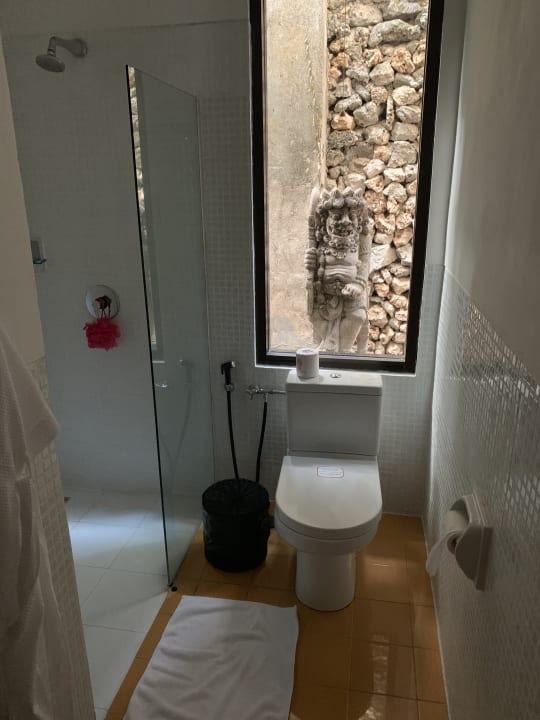 Zimmer Segara Village Hotel