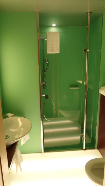 Bad HYPERION Hotel Basel