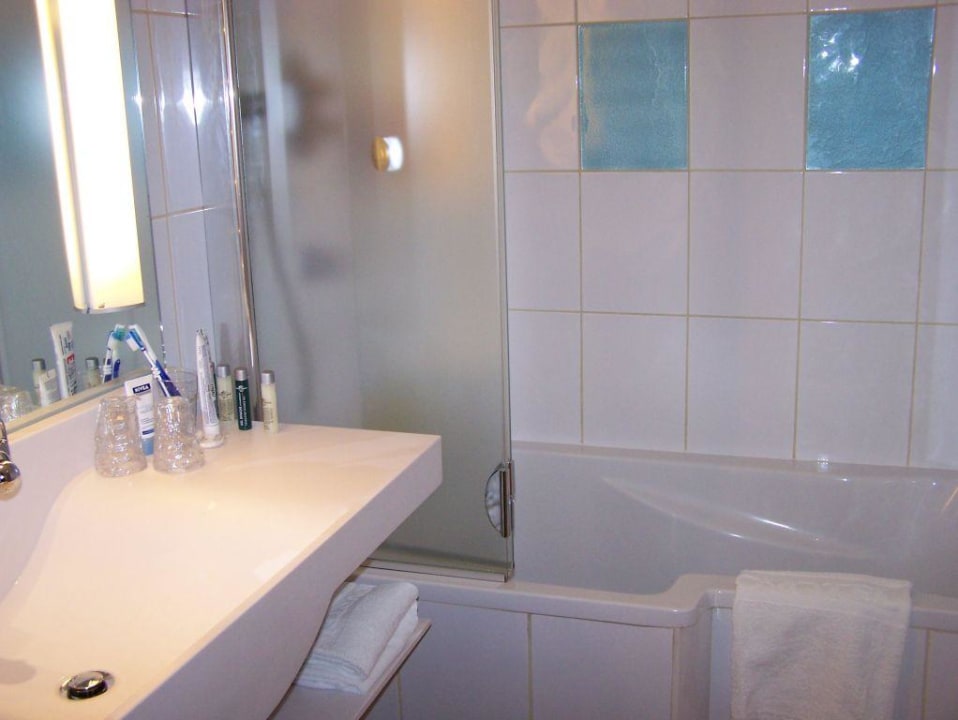 Dusche/Badewanne Novotel Lisboa