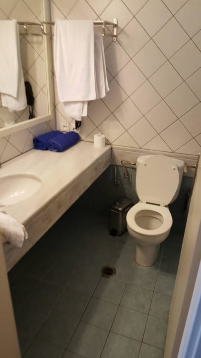 Toilette Bungalow Zimmer Knossos Beach Bungalows Suites Resort & Spa