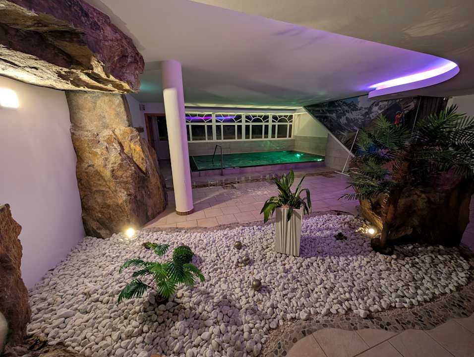 Pool Wellness Aparthotel Panorama Alpin