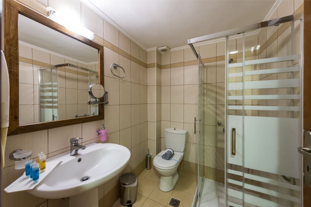 Zimmer Akroyali Hotel & Villas