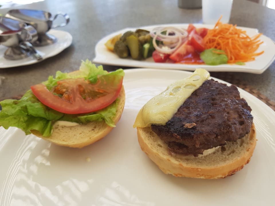 Gastro Crystals Beach Resort Belle Mare, a member of Radisson Individuals