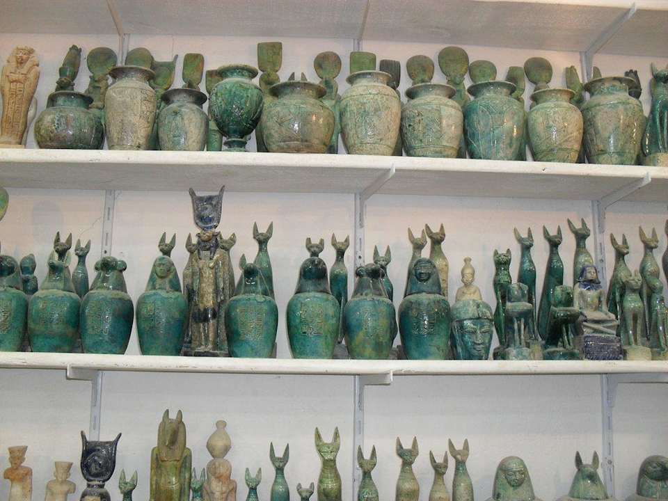 Магазин сувениров. Pickalbatros Alf Leila Wa Leila Resort - Neverland Hurghada