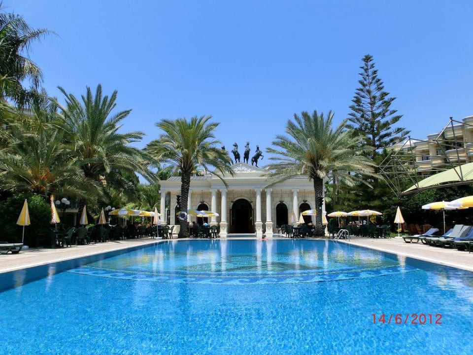 Pool undRrestaurant Hotel Yetkin