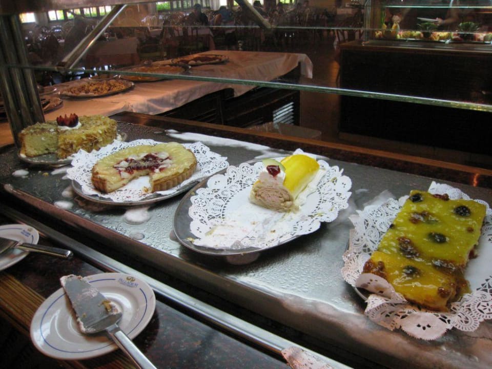 Nachtisch im im Cathedral mittags Grand Palladium Select Bávaro Resort & Spa