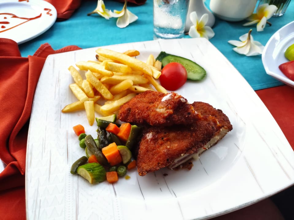 Gastro Golden Beach Resort