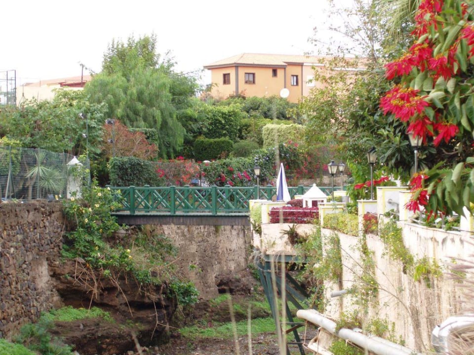 Brucke über die Schlucht BLUESEA Costa Jardin Spa
