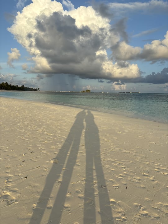 Strand Kuredu Island Resort & Spa