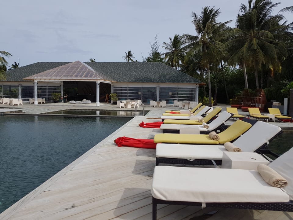 Pool NH Collection Maldives Havodda Resort